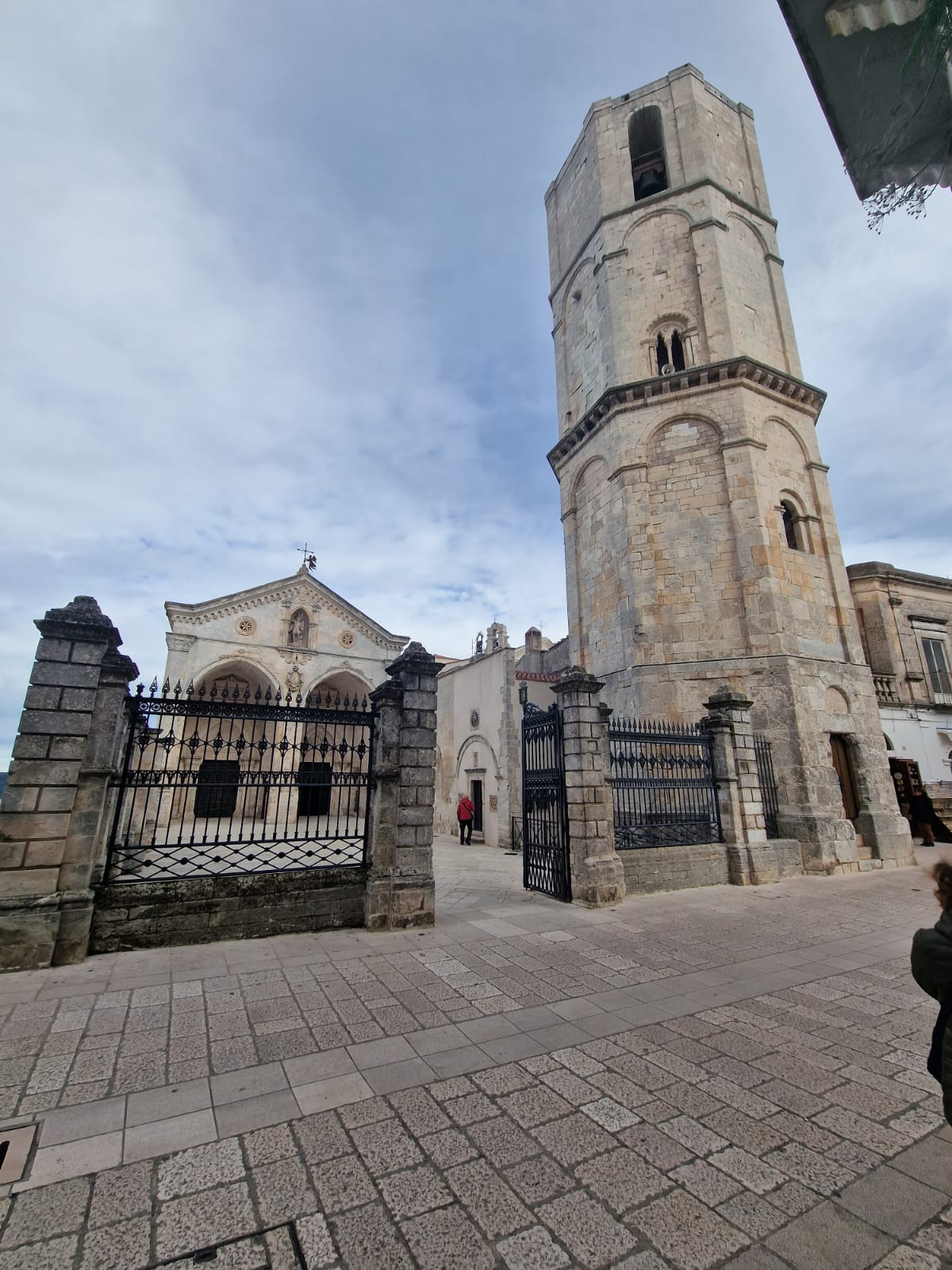 San Miguel y San Pío